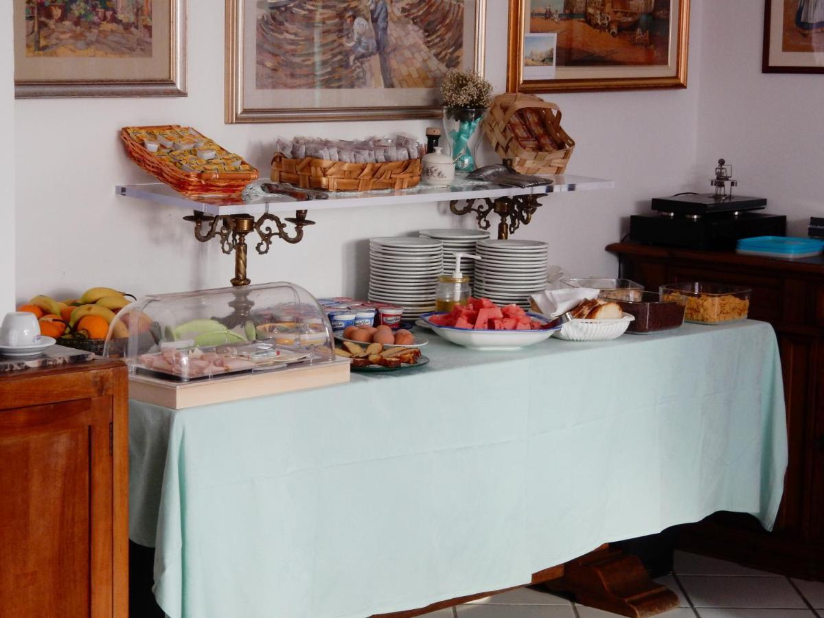 Hotel Villa Cecilia Ischia Buitenkant foto
