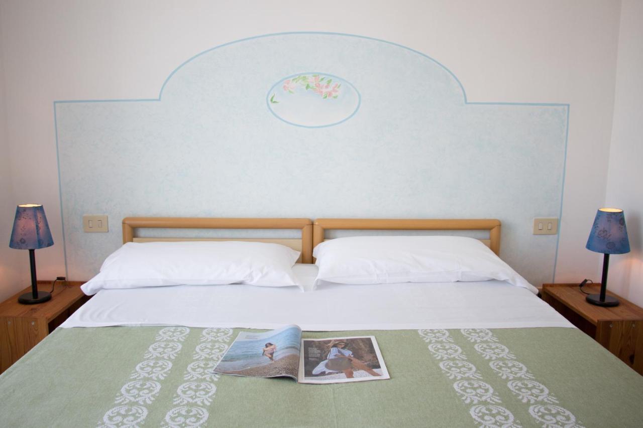 Hotel Villa Cecilia Ischia Buitenkant foto